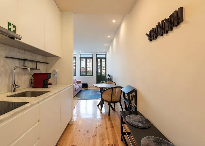 Chic Hideaway: Pool & Garden Διαμέρισμα