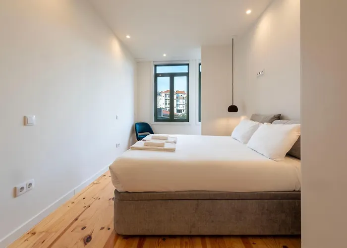 Chic Hideaway: Pool & Garden