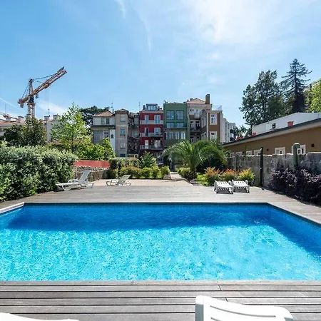 Lejlighed Chic Hideaway: Pool & Garden